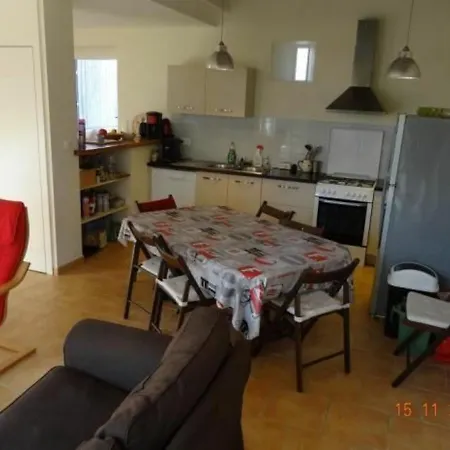 Charmante Ferme Renovee Avec Terrasse A 7 Km Du Mans, 8 Couchages, Tv, Internet, Cuisine Equipee * La Bazoge